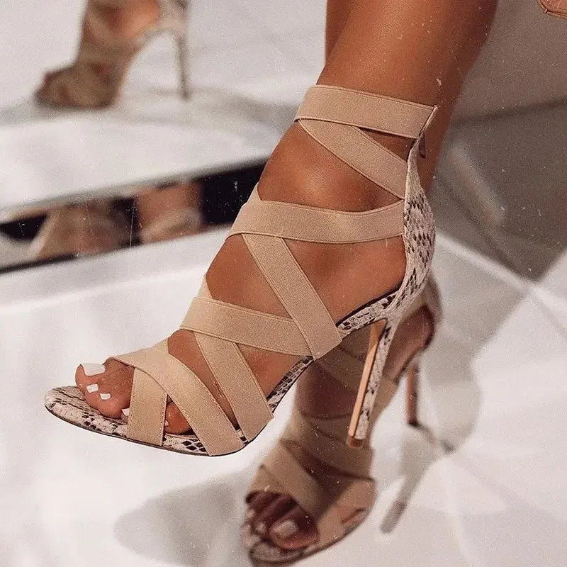 Fashionable Snake Skin Pattern Roman High Heels Sandals with Back Zipper Thin Heel Summer New Arrival Large Size Shoes