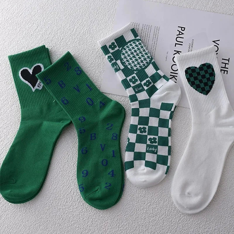 Unisex Cute Heart Pattern Cotton Crew Socks Sports Leisure Comfortable Athletic