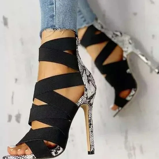 Fashionable Snake Skin Pattern Roman High Heels Sandals with Back Zipper Thin Heel Summer New Arrival Large Size Shoes